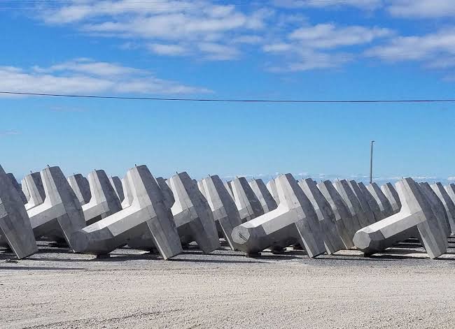 PRECAST CONCRETE WAVE BREAKER BLOCK SUPPLIER